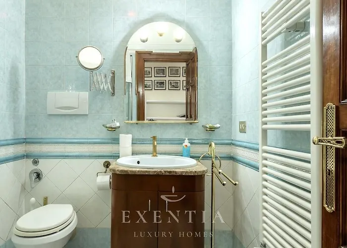 Piazza Navona Luxury In Historic Palazzo * Рим